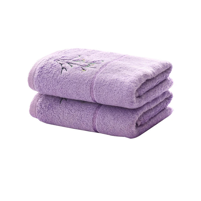 Ensemble de serviettes brodées Violet A