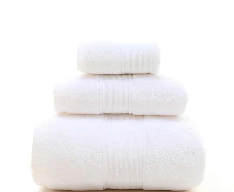Ensemble de serviettes de bain blanche