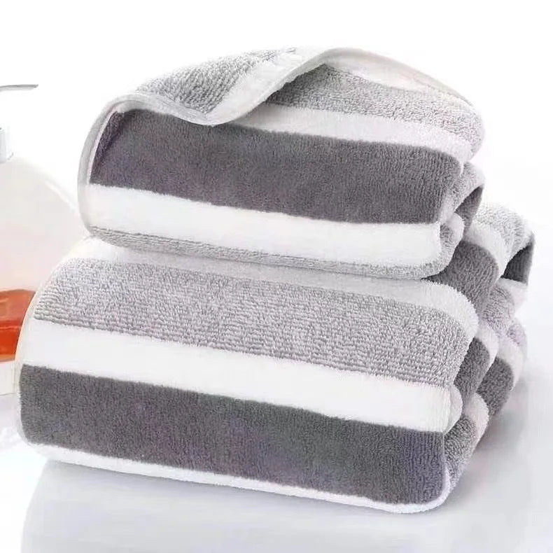 Ensemble de serviettes de bain rayées set gris