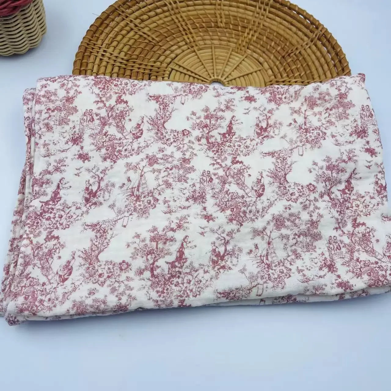 Serviette d'emmaillotage pour bébé rouge vintage