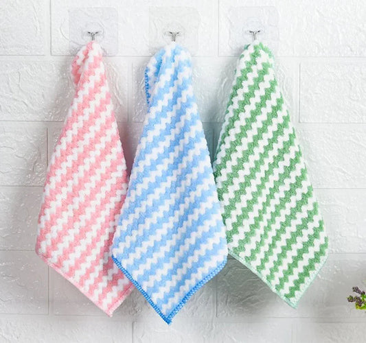 Serviette de nettoyage aléatoires