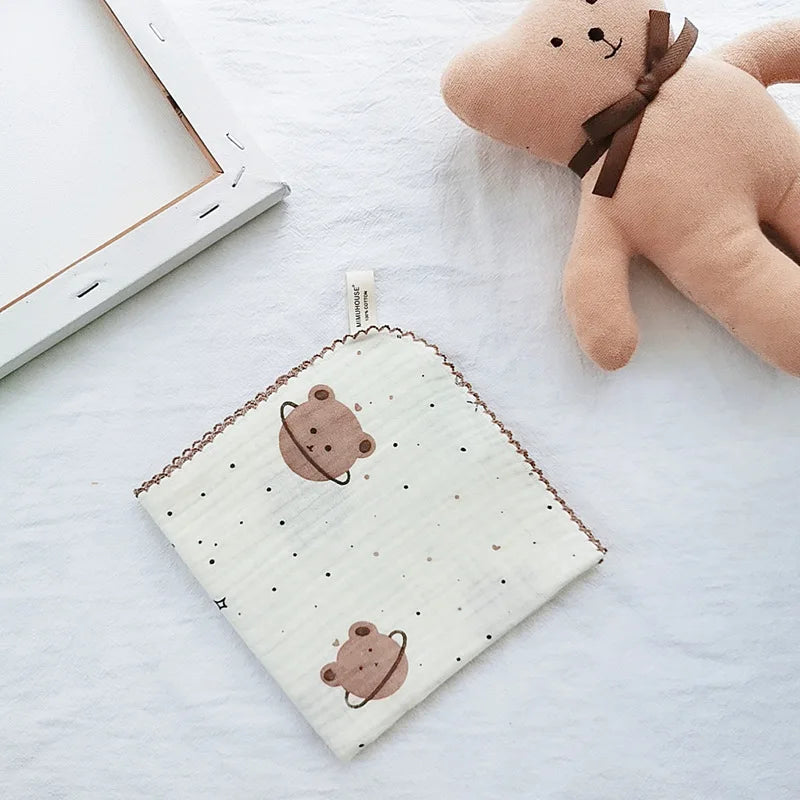 Serviette de visage bébé ours espace