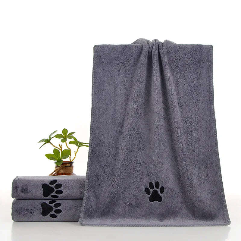 Serviette de bain brodée pour animaux grise