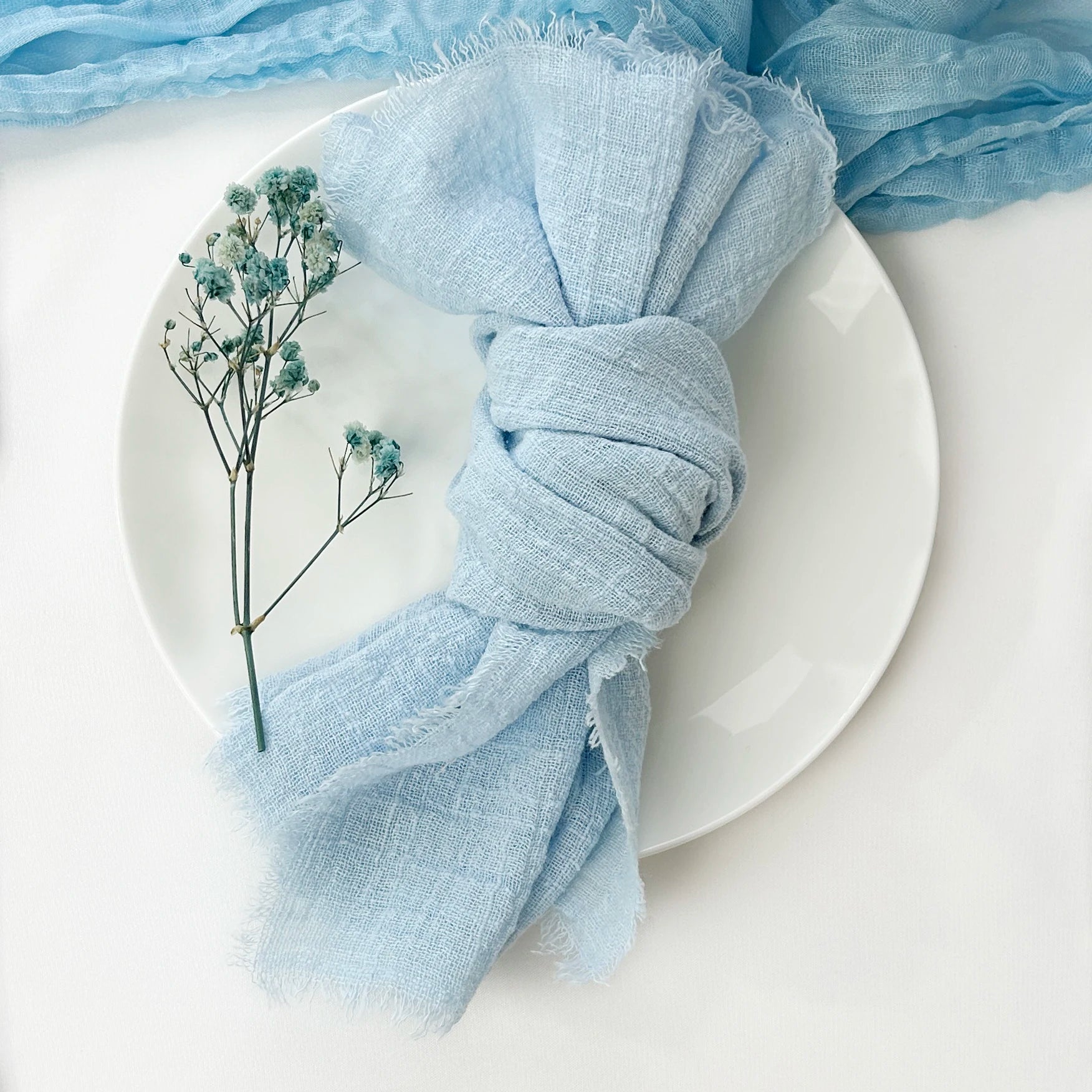 Serviette en coton gaze bleu ciel